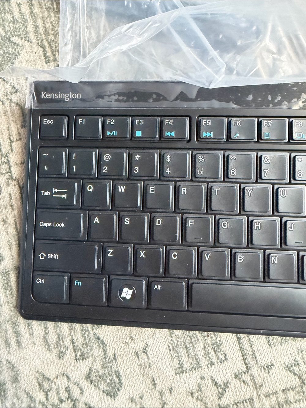 Kensington Slim Type Wired Keyboard (model K72357USA) designed for Windows. - Picture 10 of 13